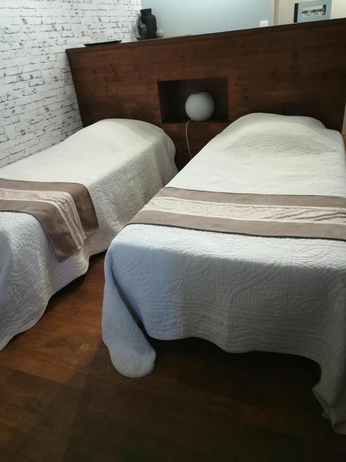 Escampette Hotel Saint-Aubin-en-Charollais Eksteriør billede