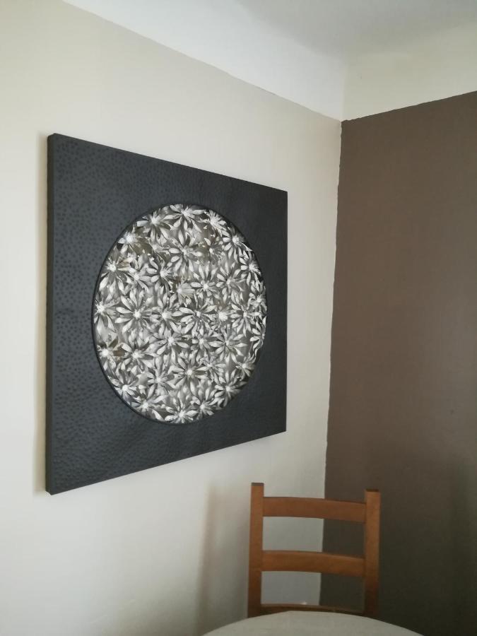 Escampette Hotel Saint-Aubin-en-Charollais Eksteriør billede